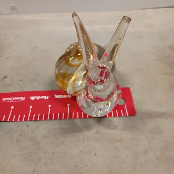 Elegant Italian Glass Snail Sculpture - Gold and Clear - Picture 5 of 16
